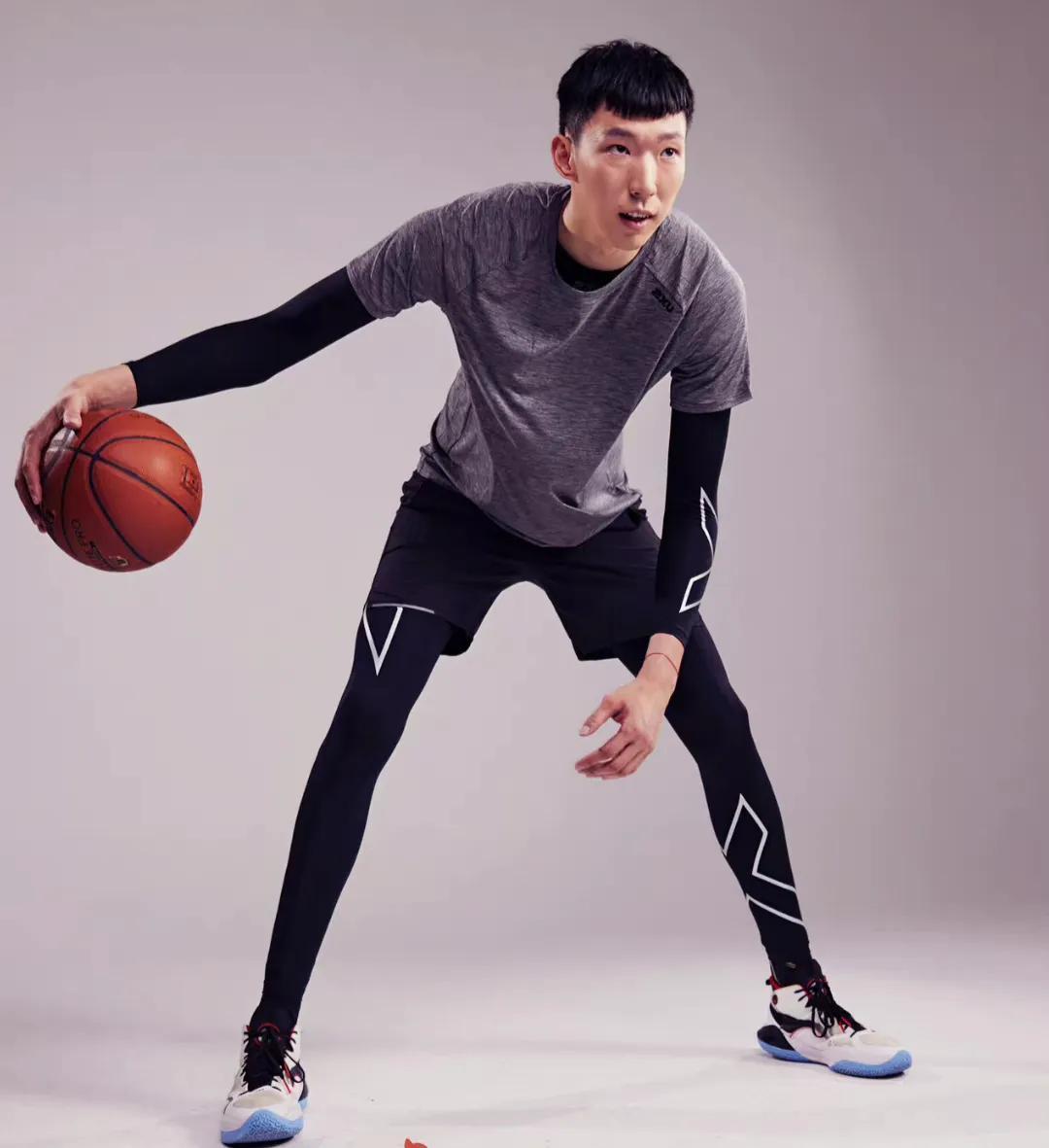 广厦击败北京 周琦空砍26分13篮板