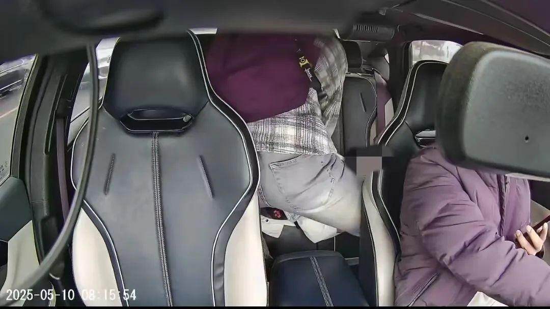 为救同学缺考的男生可以考试了