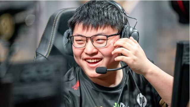 震惊！贾斯汀·比伯被曝破产，精神状态堪忧，未来何去何从？