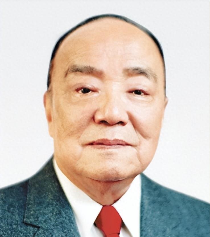 我军为何要新组建三所军事院校