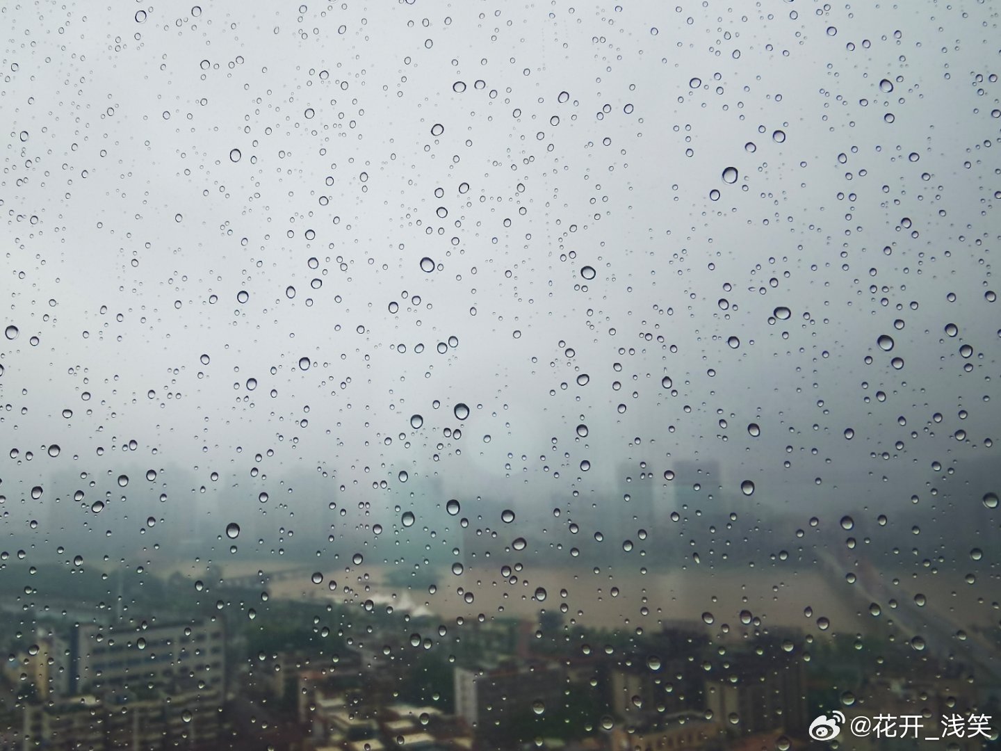 南方雨一直下下下
