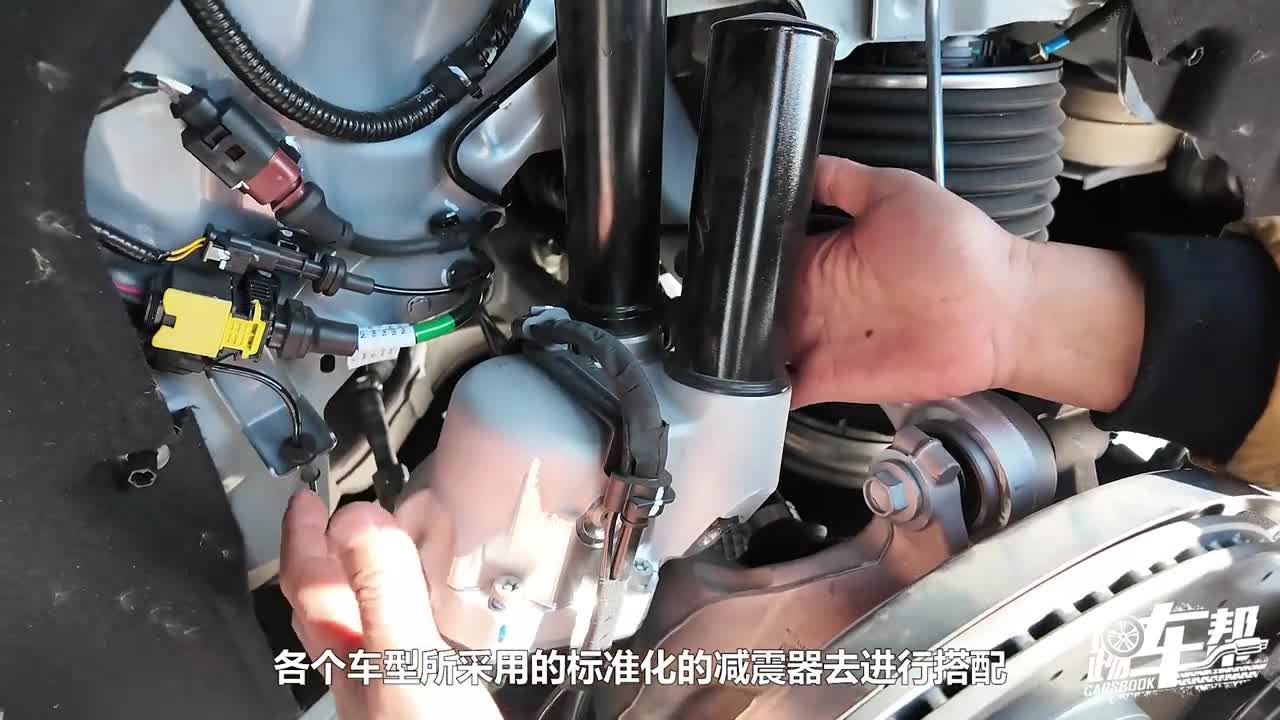 李斌亲测全新蔚来ES6高速爆胎场景