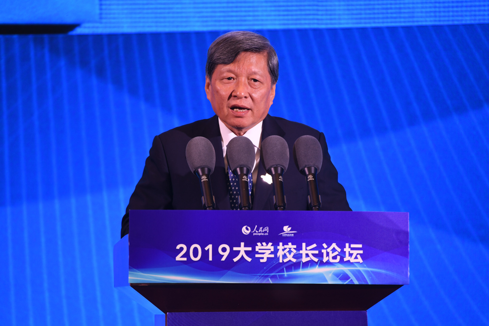 王树国感慨大学已落后于社会发展