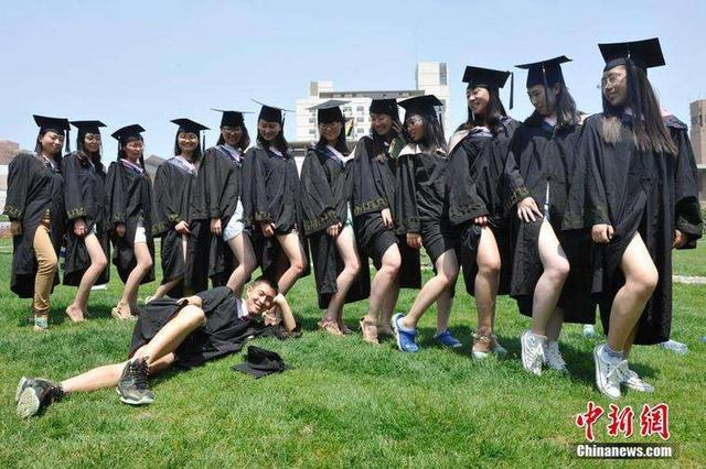 这张一个也没少的毕业照感动全网