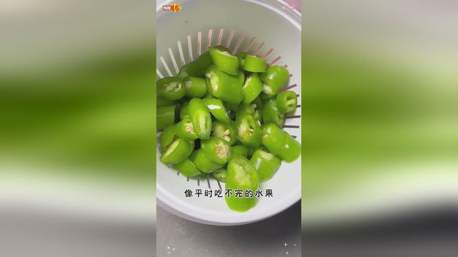 盒马生菜袋有活青蛙