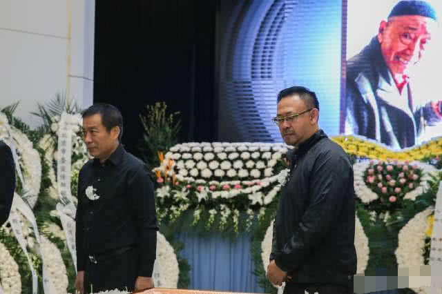 濮存昕等众多演艺界人士痛悼朱媛媛