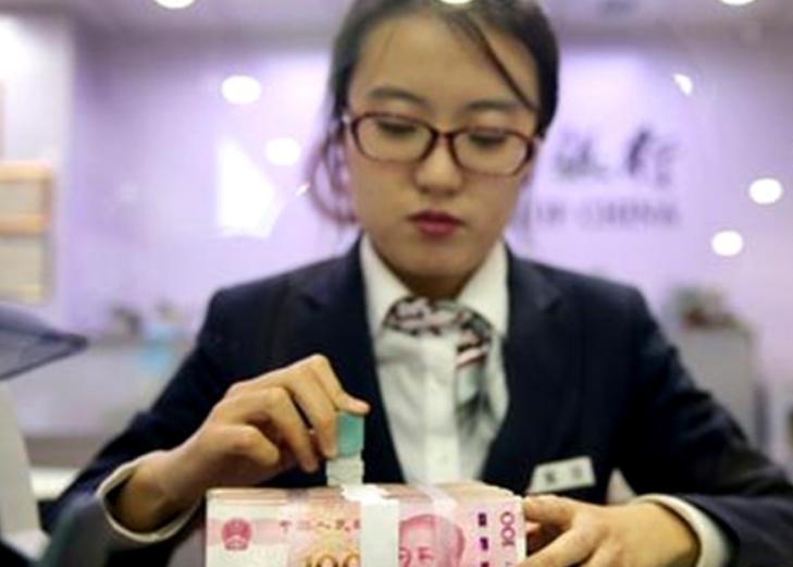 降息潮下有银行上调一年期存款利率