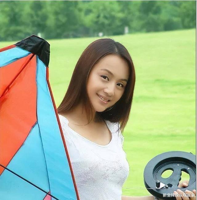 震惊！曹颖患胃癌消息曝光，她将如何面对这场生死考验？