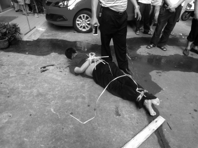 震惊！女幼师被连刺13刀身亡 警方通报揭露惊人内幕