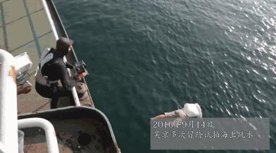 "惊险！吴京车坏在高速路上 没赶上比赛，背后真相令人揪心！"