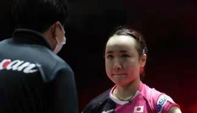 伊藤美诚爆冷淘汰王艺迪后泪洒赛场！背后原因令人动容